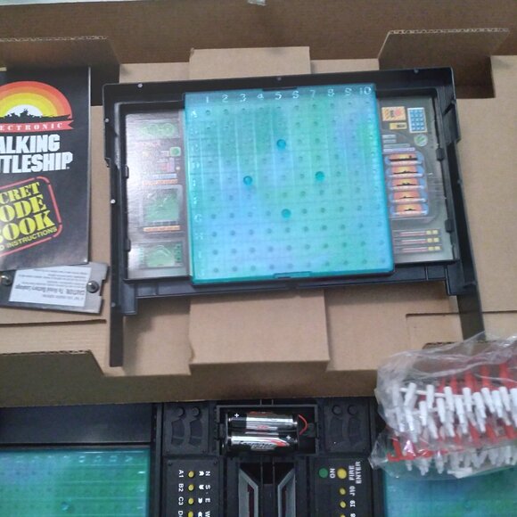 Electronic Talking Battleship from 1989 - Picture 3 of 7